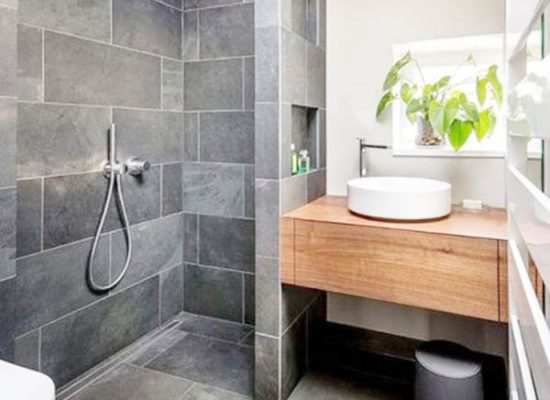 nen-tam-voi-hoa-sen-thay-vi-bon