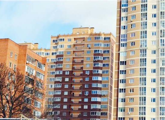 Xay-nha-cao-tang-khung-thep