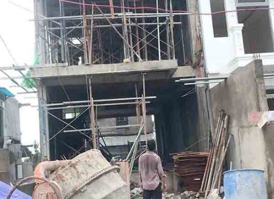 Xay-nha-pho-trong-hem