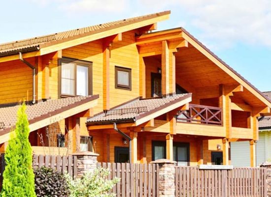 Sua-chua-noi-that-nha-go