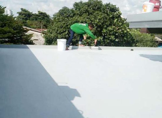 Thi-cong-son-chong-tham-ngoai-troi