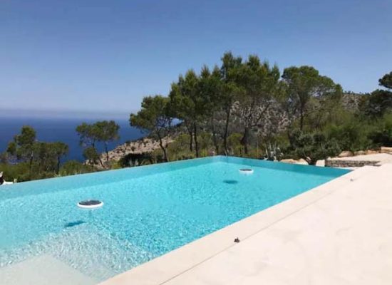 Nen-gach-be-boi-lat-mau-giong-mau-may-troi