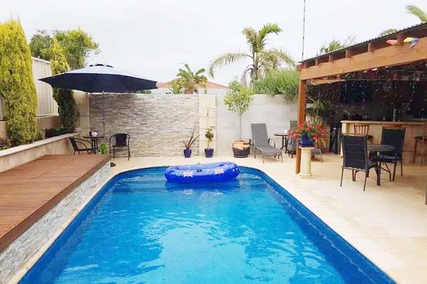 Bao-gia-thi-cong-ho-boi