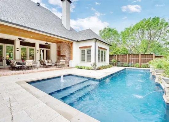 Nha-thau-thi-cong-be-boi-TPHCM