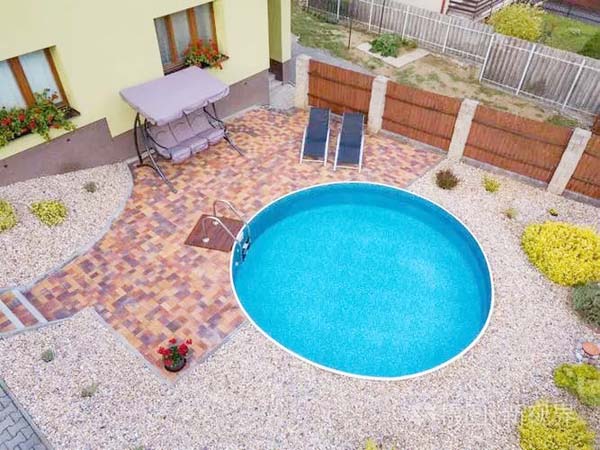 Thiet-ke-thi-cong-ho-boi